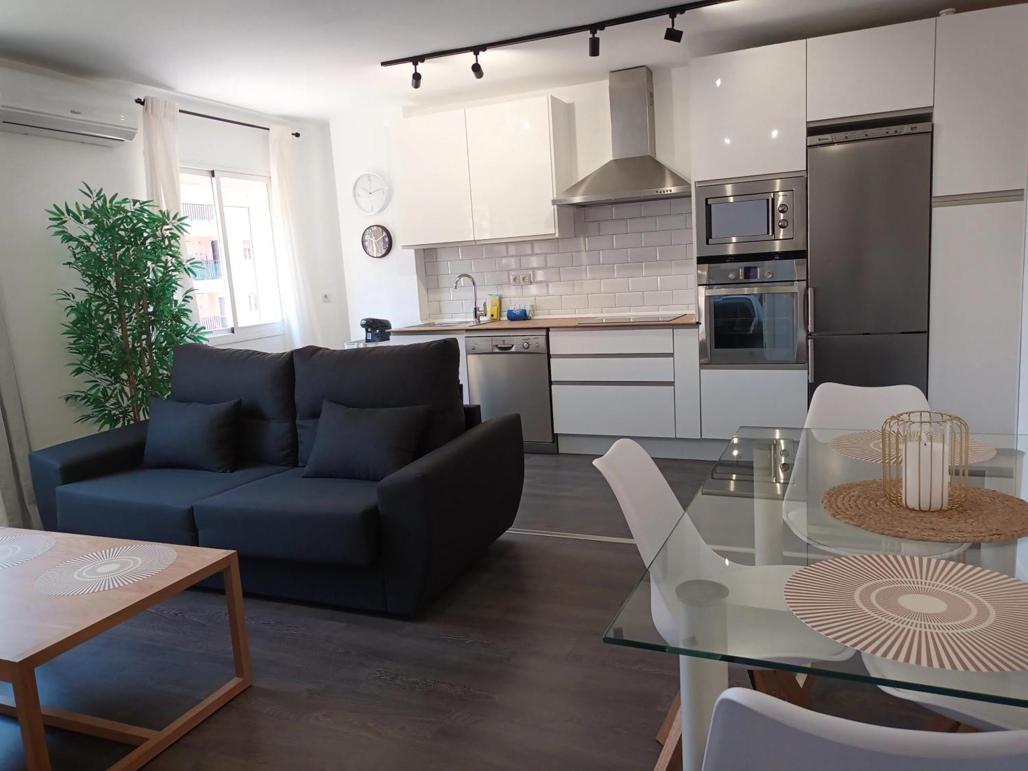 מאלגה Apartamento Vacacional Cuarteles מראה חיצוני תמונה
