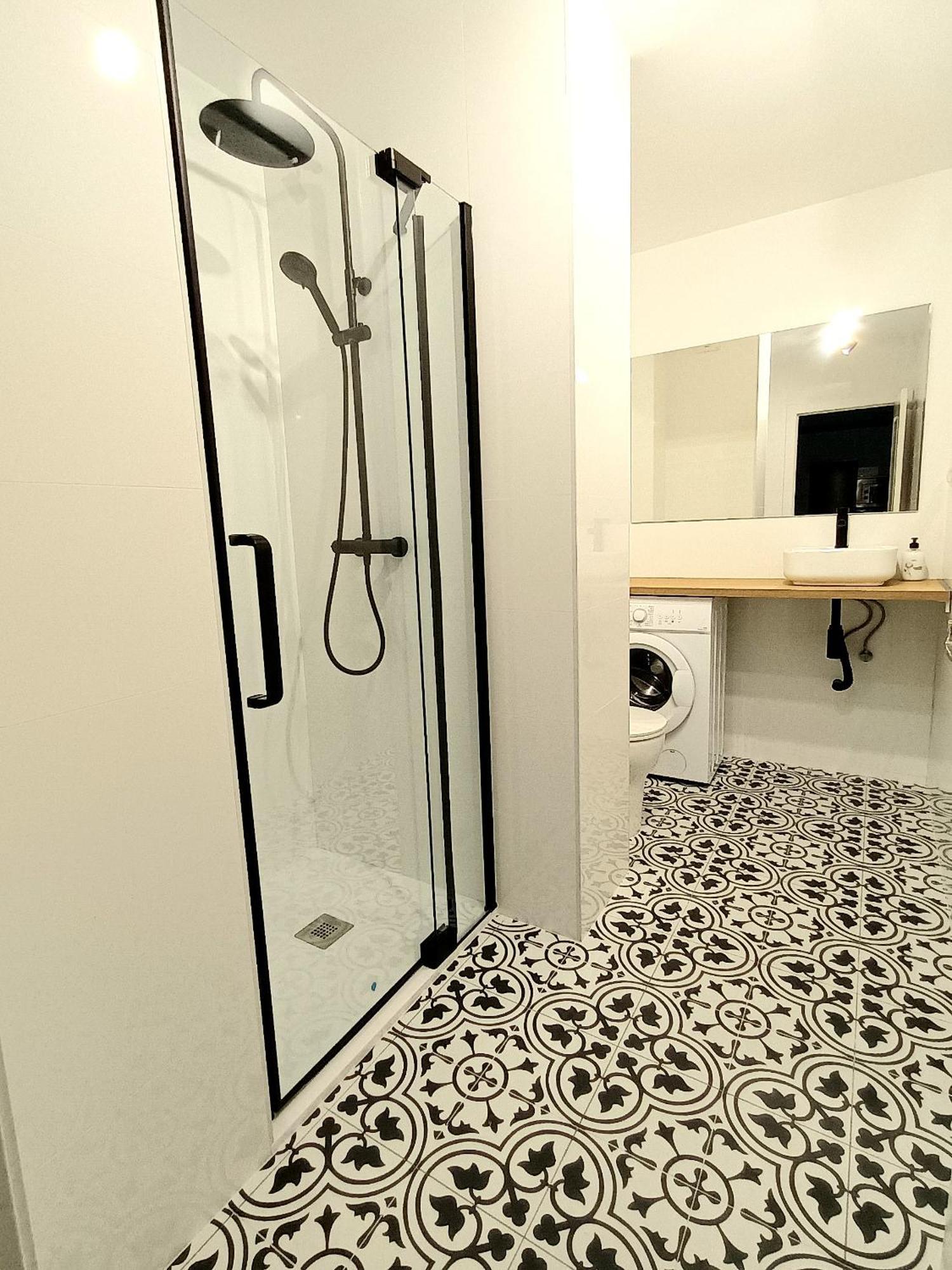 מאלגה Apartamento Vacacional Cuarteles מראה חיצוני תמונה